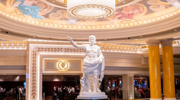 Caesars Palace Entry